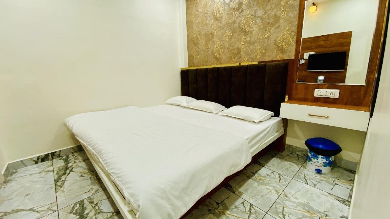 Hotel Malay Inn Ujjain Exterior foto